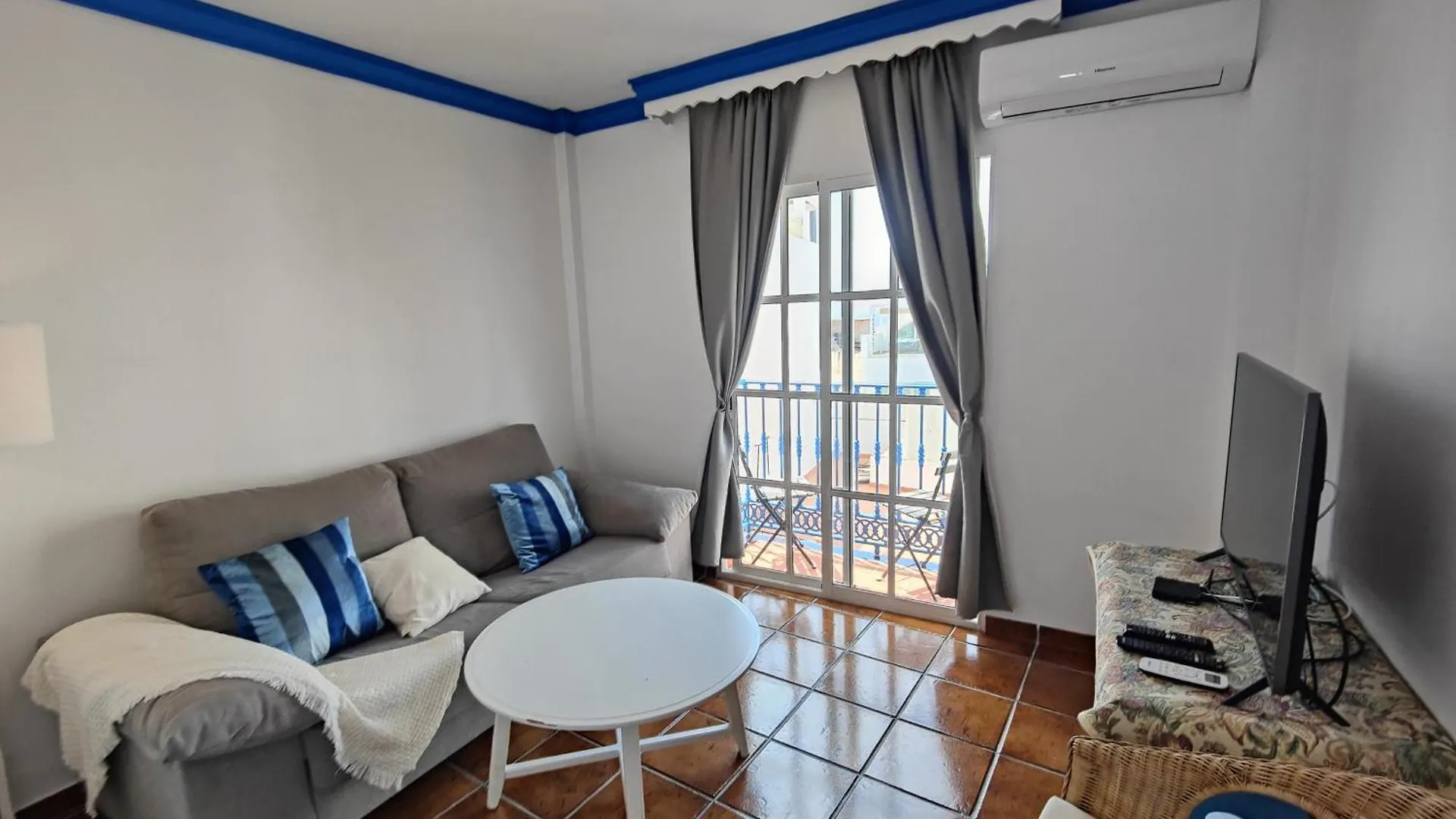 펜션 네르하 AP415 - San Juan Old Town 빌라 스페인